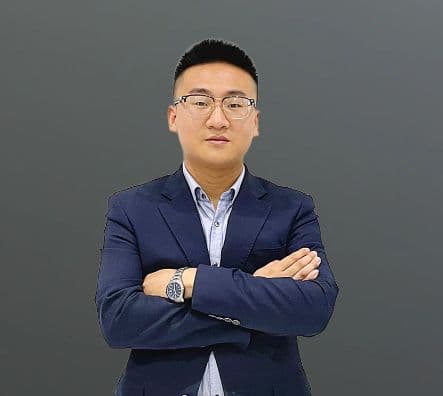 吕政霖律师照片