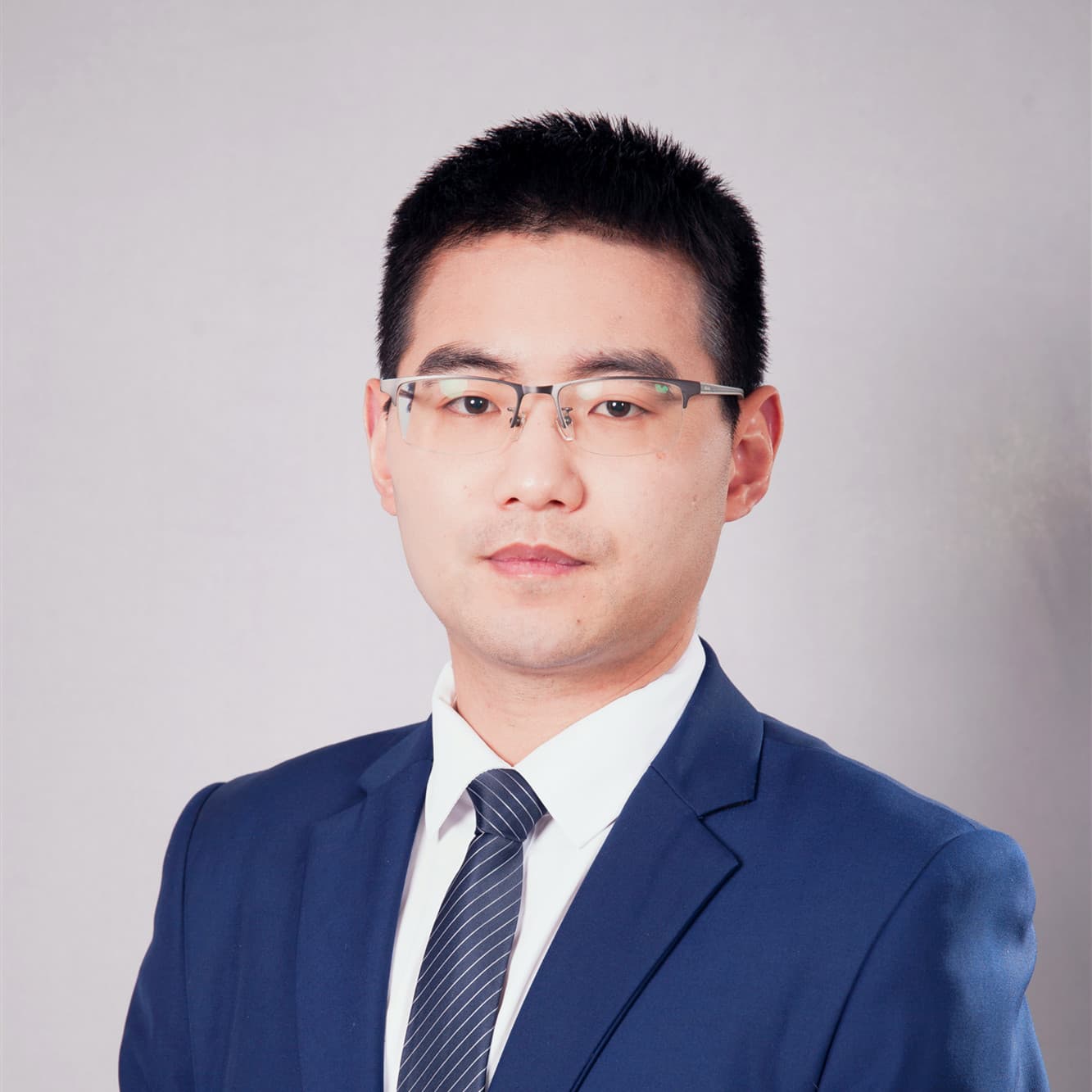杨贺辉律师照片