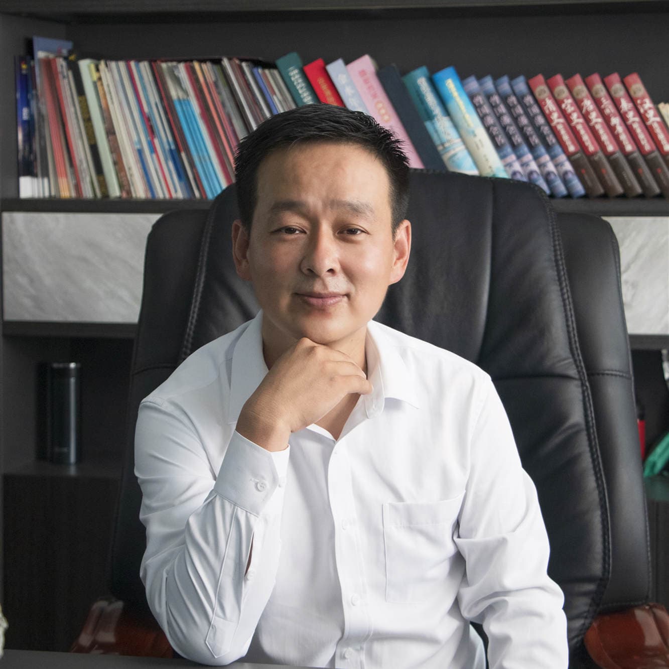 周长海律师照片